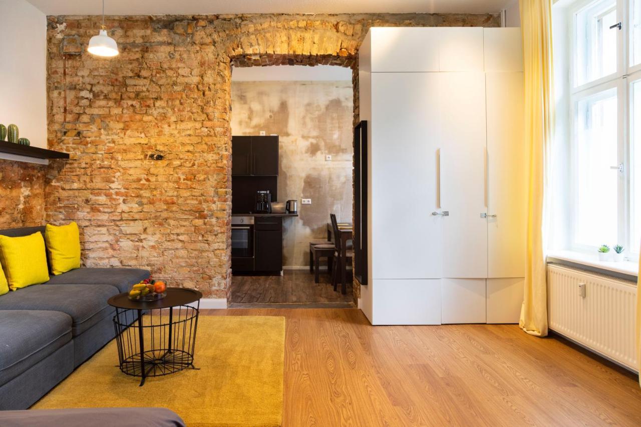 Shabby Chic +freshly Furnished&renovated Apartamento Berlim